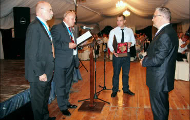 Selena SA została nagrodzona Złotym Młotkiem Dekarskim